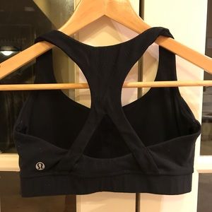 Lululemon black sports bra